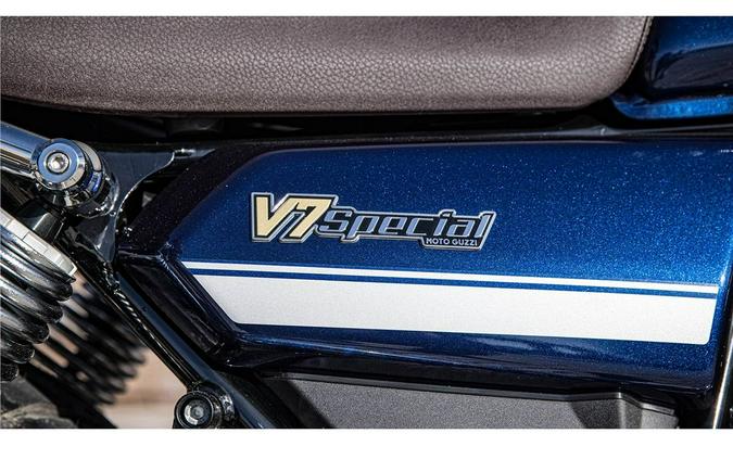 2021 Moto Guzzi V7 Special 850