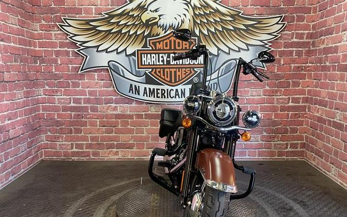 2018 Harley-Davidson® FLHCS - Softail® Heritage Classic 114