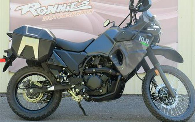 2022 Kawasaki KLR650 Adventure Review (19 Fast Facts)