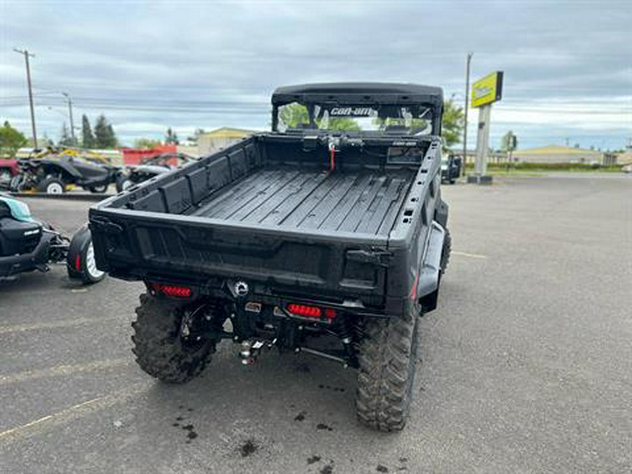 2024 Can-Am Defender Pro XT