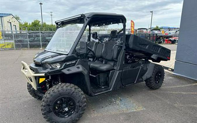 2024 Can-Am Defender Pro XT