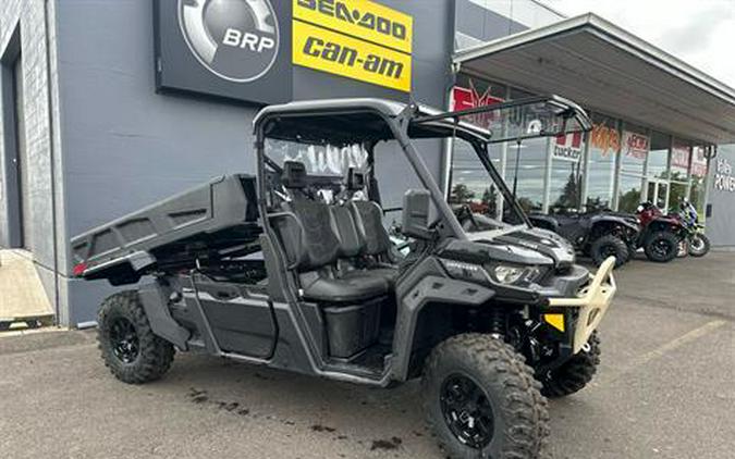 2024 Can-Am Defender Pro XT