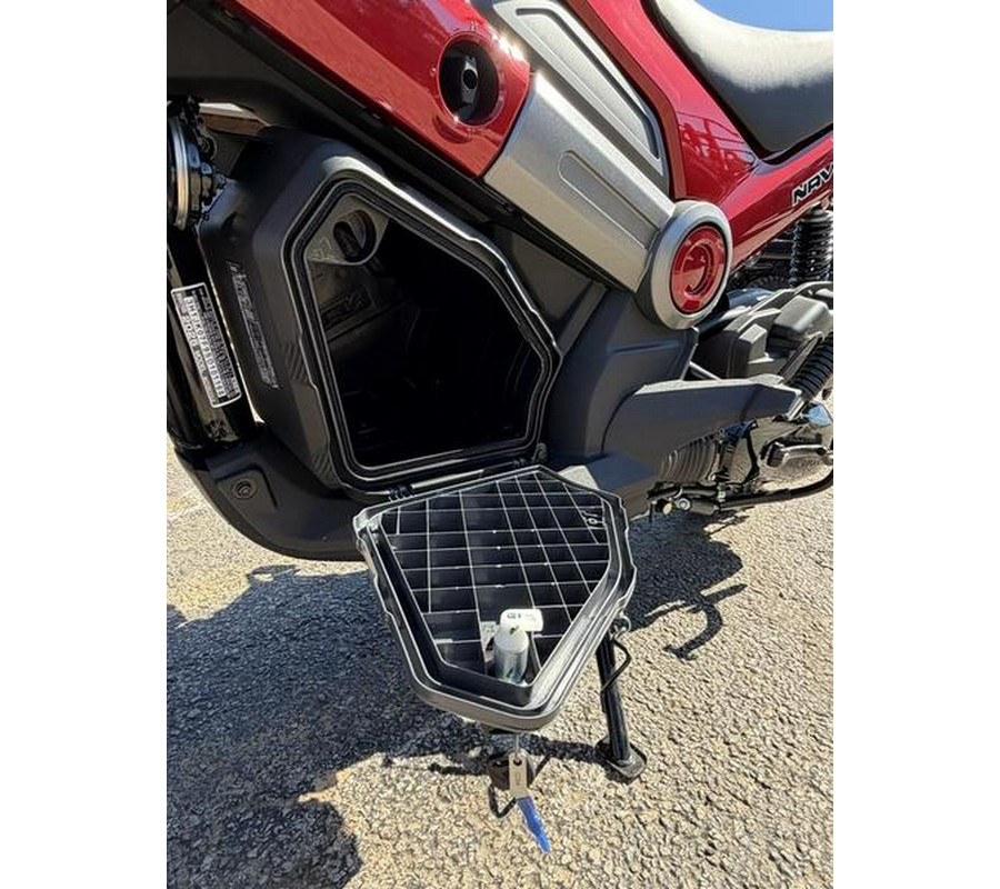 2025 Honda® Navi Pearl Red