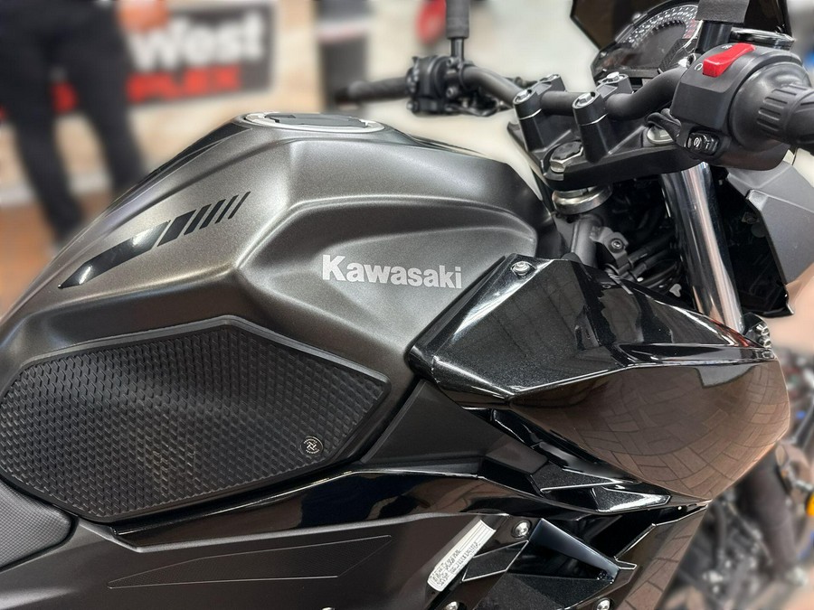 2023 Kawasaki Z400 ABS