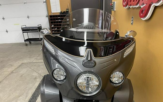 2017 Indian Roadmaster Steel Gray Over Thunder Black