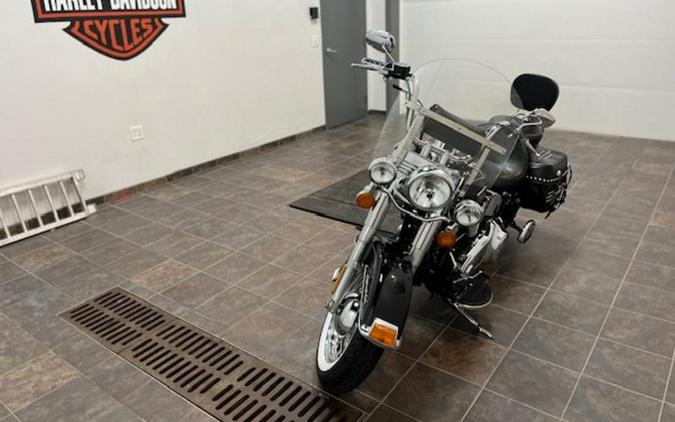 2010 Harley-Davidson® FLSTC - Heritage Softail® Classic