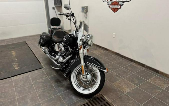 2010 Harley-Davidson® FLSTC - Heritage Softail® Classic