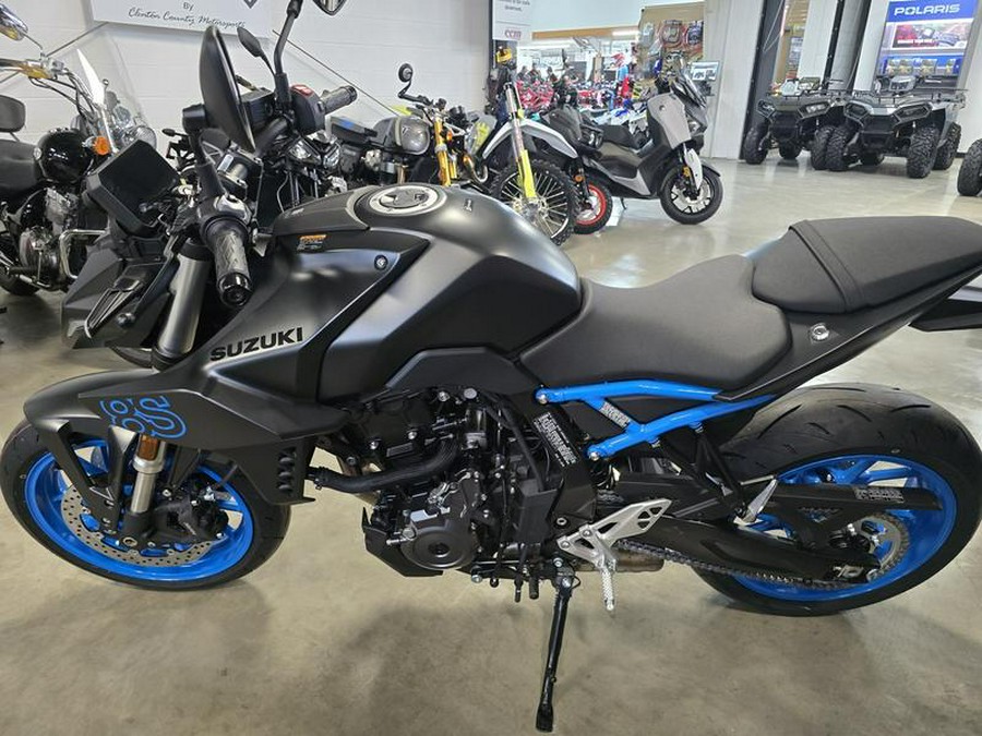 2024 Suzuki GSX-8S