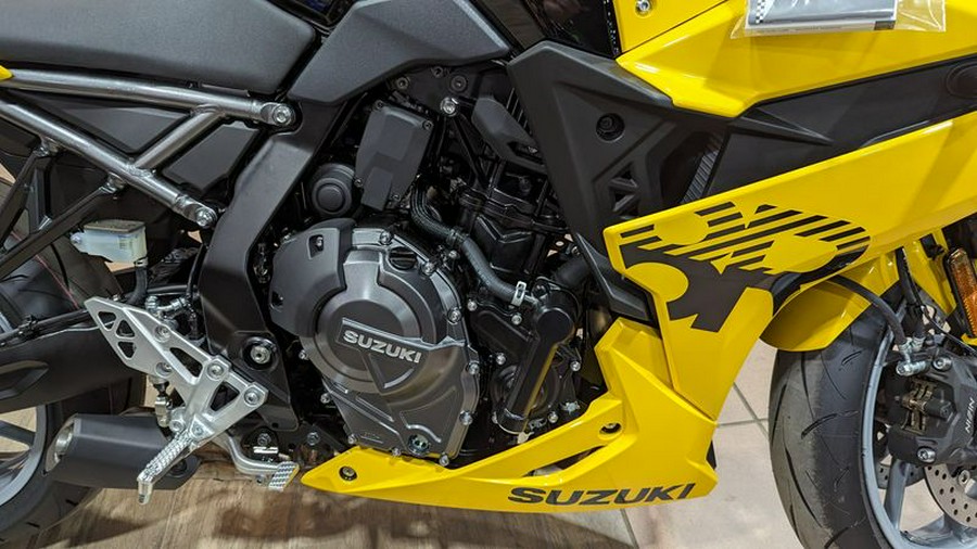 New 2024 SUZUKI GSXS 8R