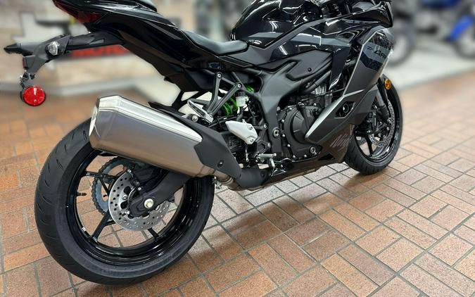 2026 Kawasaki NINJA ZX-4RR ABS