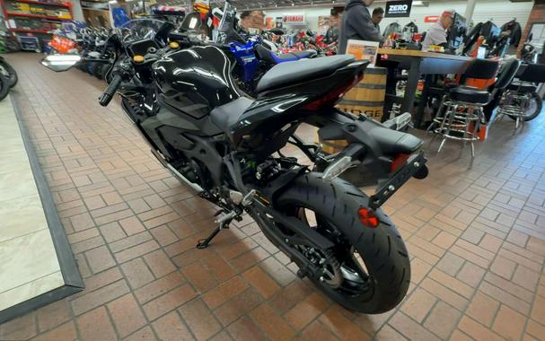 2026 Kawasaki NINJA ZX-4RR ABS