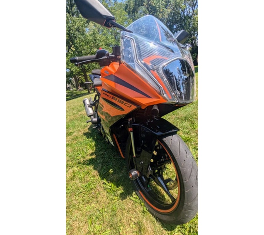 2022 KTM RC 390