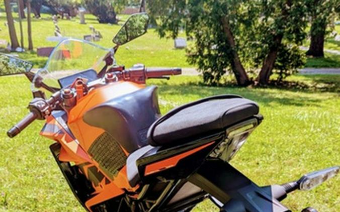 2022 KTM RC 390