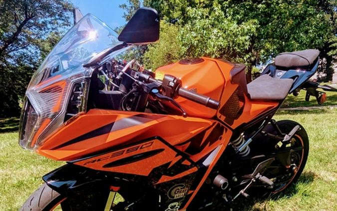 2022 KTM RC 390