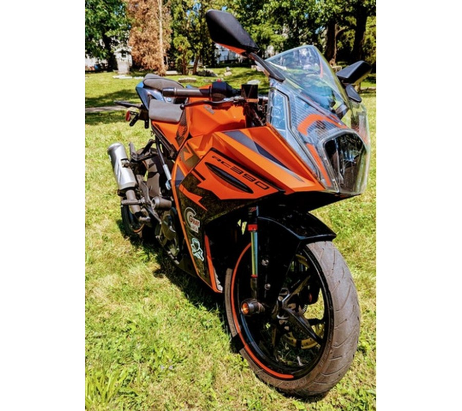 2022 KTM RC 390