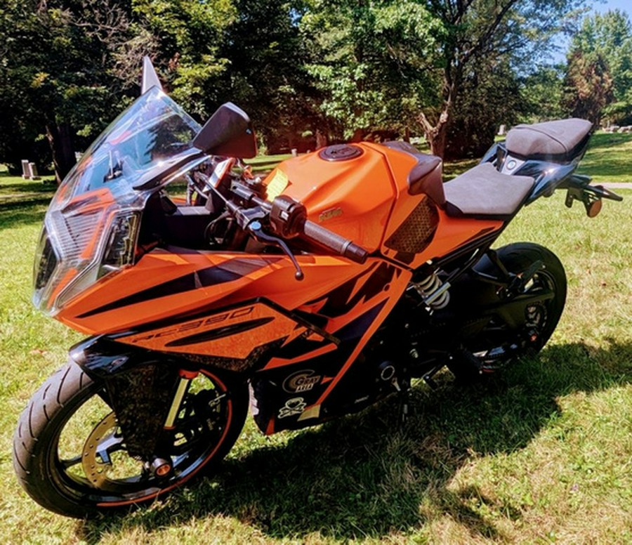 2022 KTM RC 390