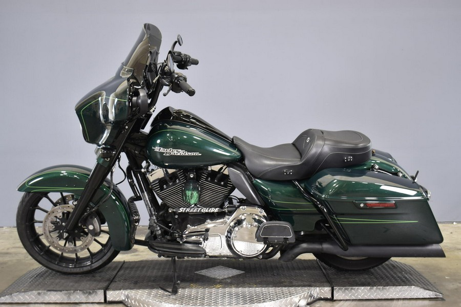 2015 Harley-Davidson Street Glide Special Deep Jade Pearl