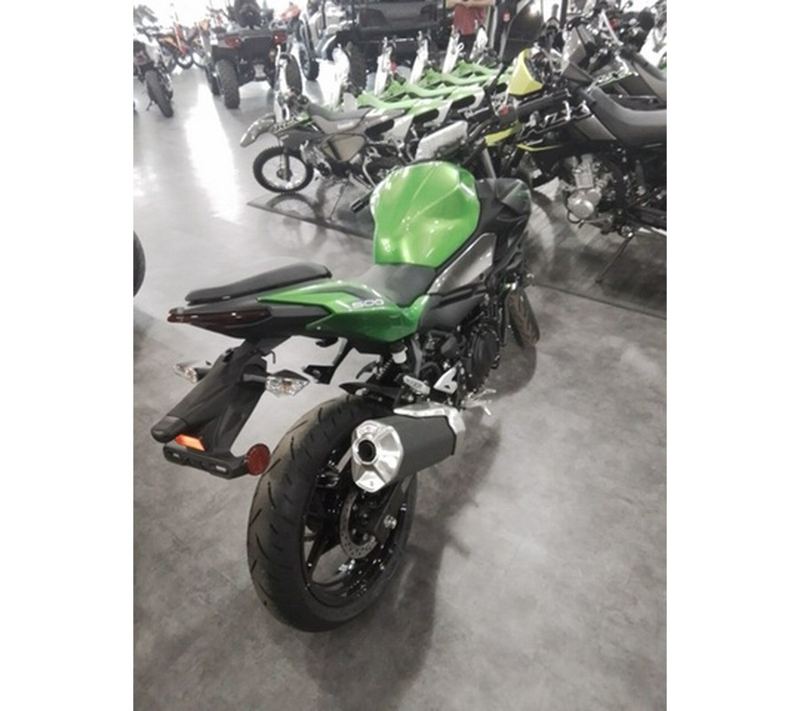 2024 Kawasaki Z500 ABS