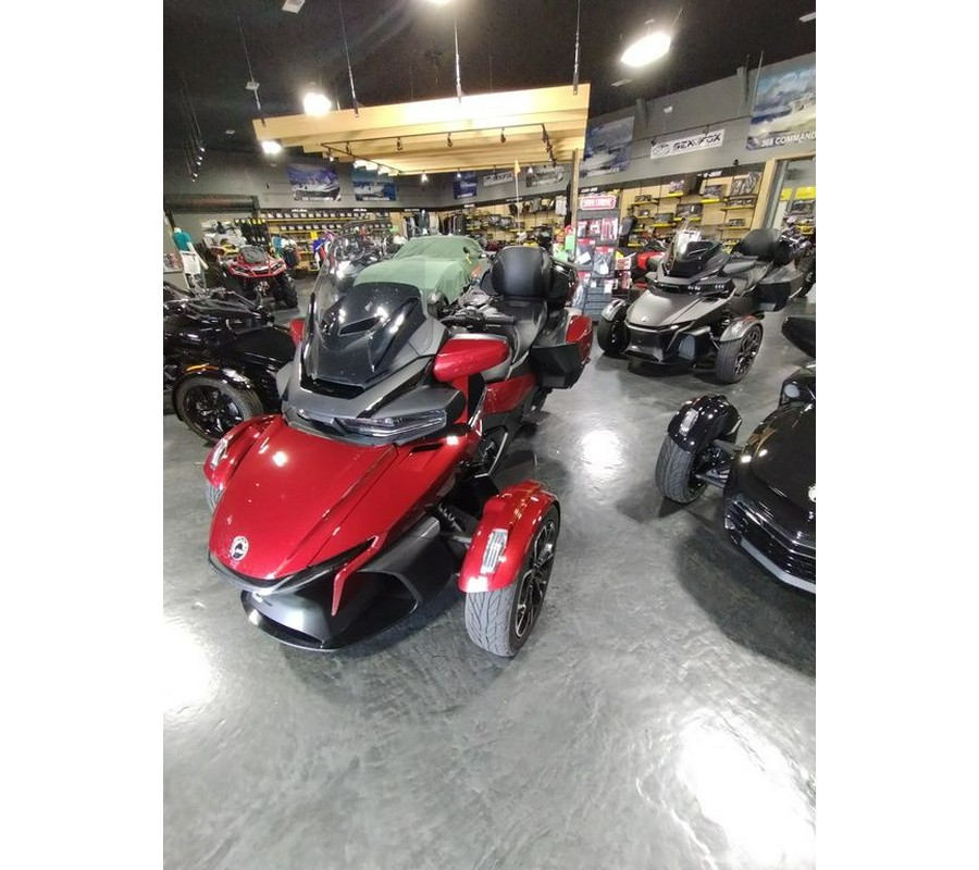 2020 Can-Am® Spyder® RT Limited Chrome