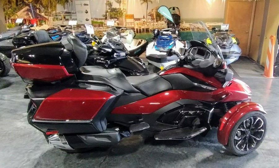 2020 Can-Am® Spyder® RT Limited Chrome