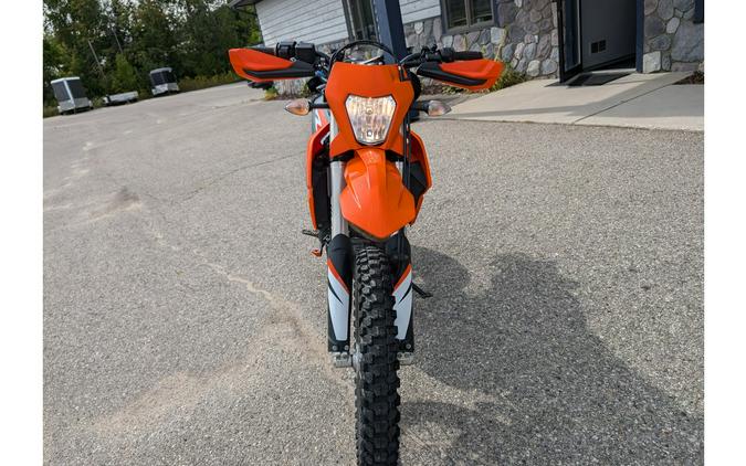 2022 KTM 690 ENDURO R