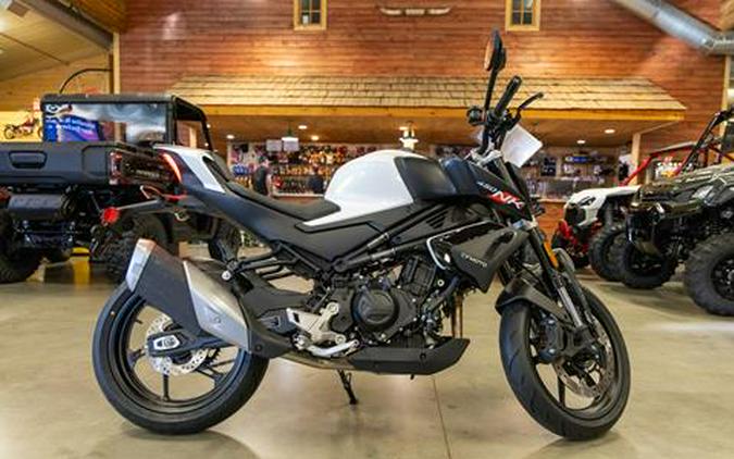 2025 CFMOTO 450NK