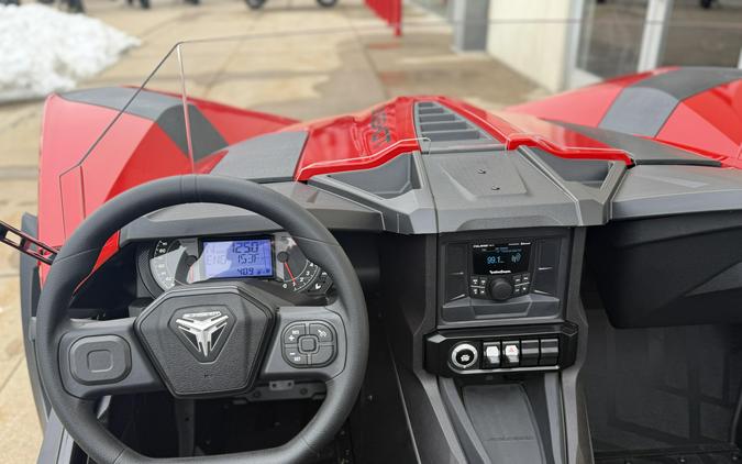 2026 Polaris SLINGSHOT S AUTODRIVE
