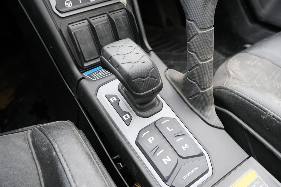 2024 CAN-AM MAVERICK R 999T DCT