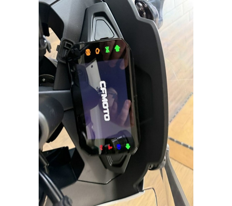2026 CFMOTO SS 675