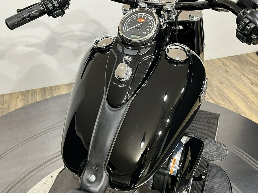 2016 Harley-Davidson Softail Slim®