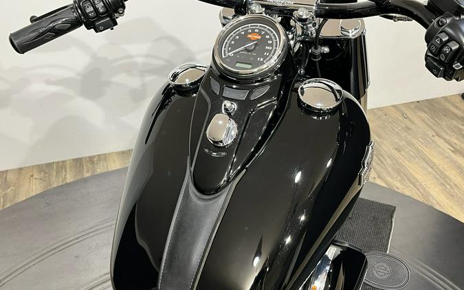 2016 Harley-Davidson Softail Slim®