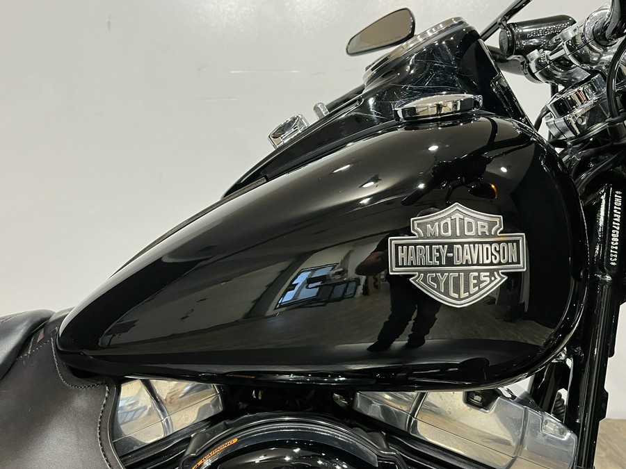 2016 Harley-Davidson Softail Slim®