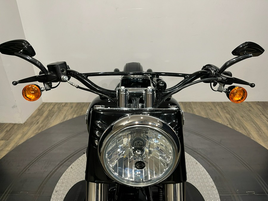 2016 Harley-Davidson Softail Slim®