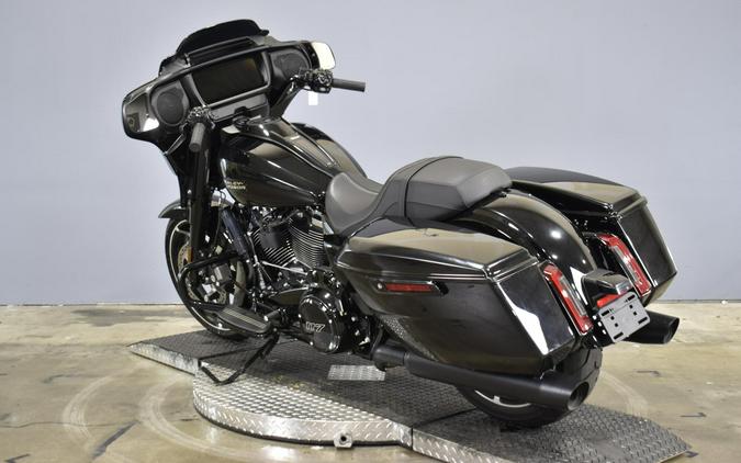 2024 Harley-Davidson Street Glide Vivid Black