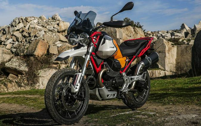 2023 Moto Guzzi V85 TT Adventure