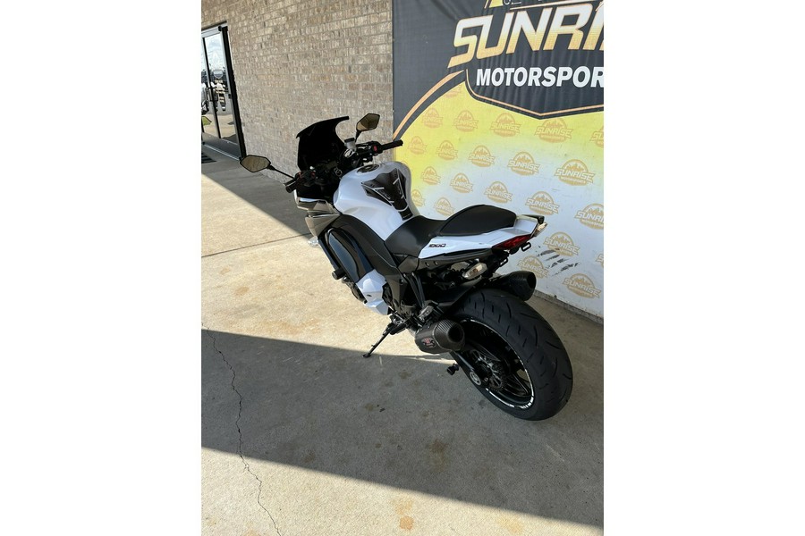 2013 Kawasaki Ninja® 1000