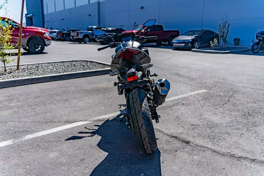 2025 Kawasaki Z500 SE ABS