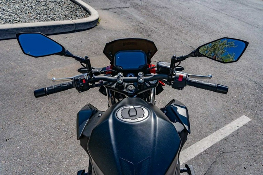 2025 Kawasaki Z500 SE ABS