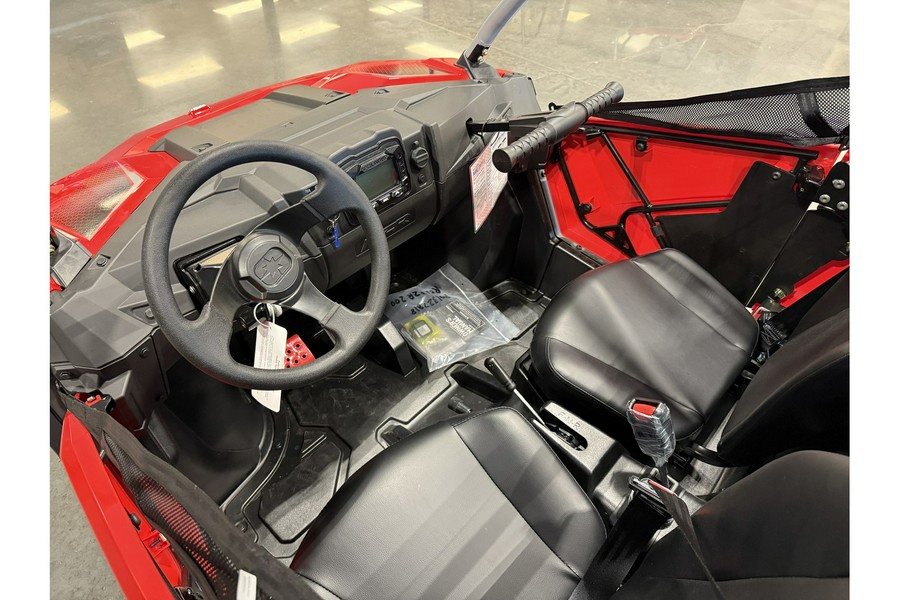 2026 Polaris RZR 200 EFI
