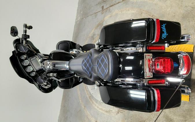 2016 Harley-Davidson® Ultra Limited - FP8813