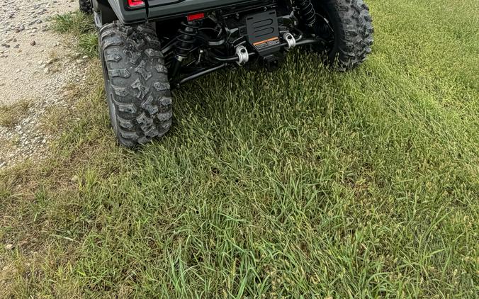 2027 Can-Am Defender XU XT CAB HD10