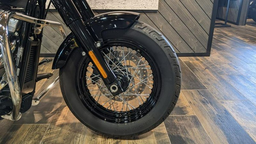 2021 Harley-Davidson® FLSL - Softail Slim®