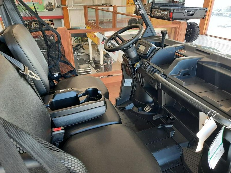 2025 Can-Am® Defender DPS HD9 Compass Green