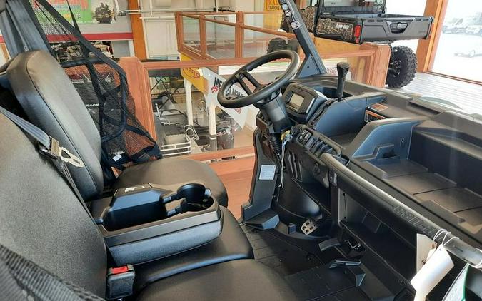 2025 Can-Am® Defender DPS HD9 Compass Green