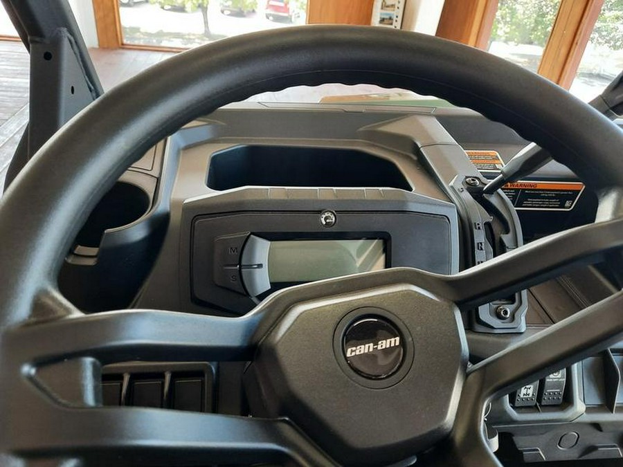 2025 Can-Am® Defender DPS HD9 Compass Green