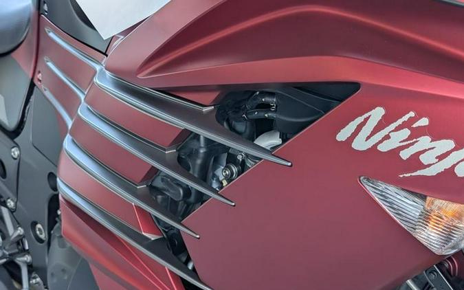 2025 Kawasaki Ninja® ZX™-14R ABS