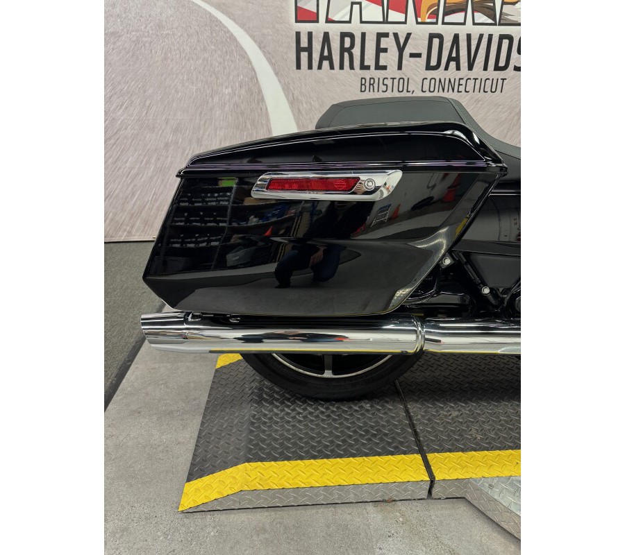 2024 FLTRX Road Glide®