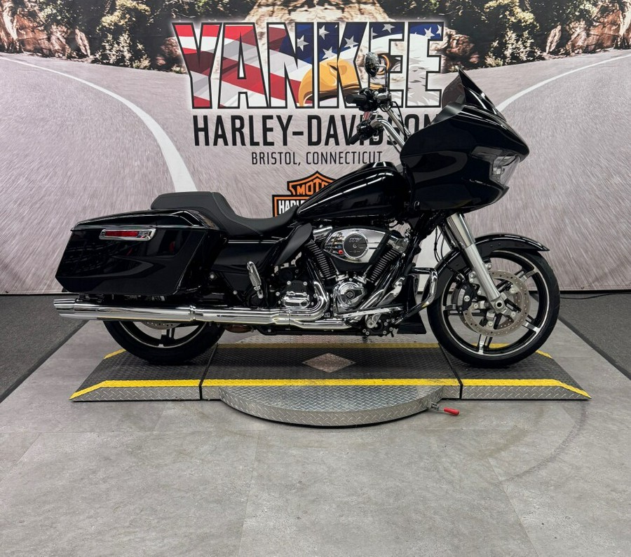 2024 FLTRX Road Glide®