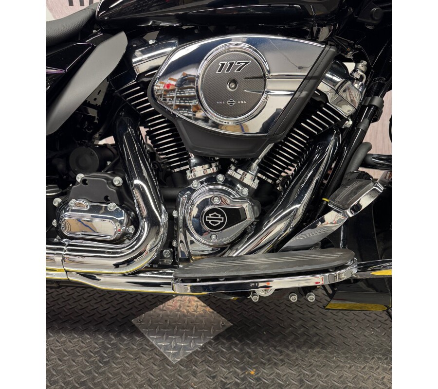 2024 FLTRX Road Glide®