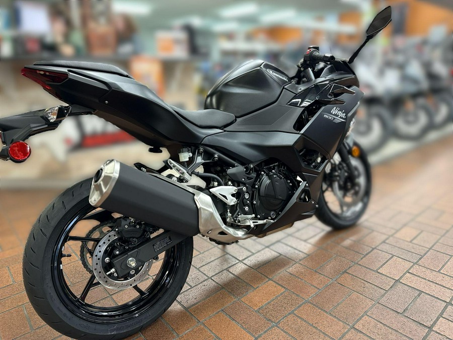 2026 Kawasaki NINJA 500 ABS